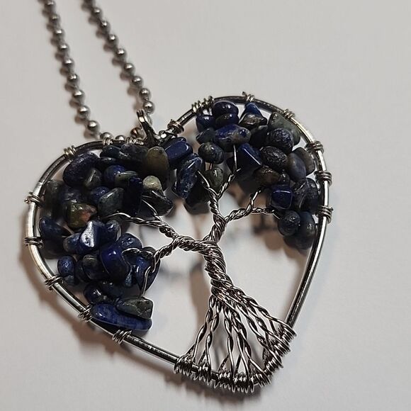 Silver Heart Tree Pendant Necklace - Picture 1 of 2